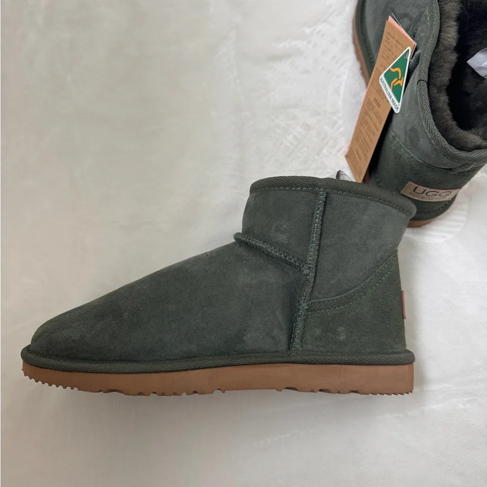 NWT Since 1974 ultra mini uggs - Picture 7 of 8